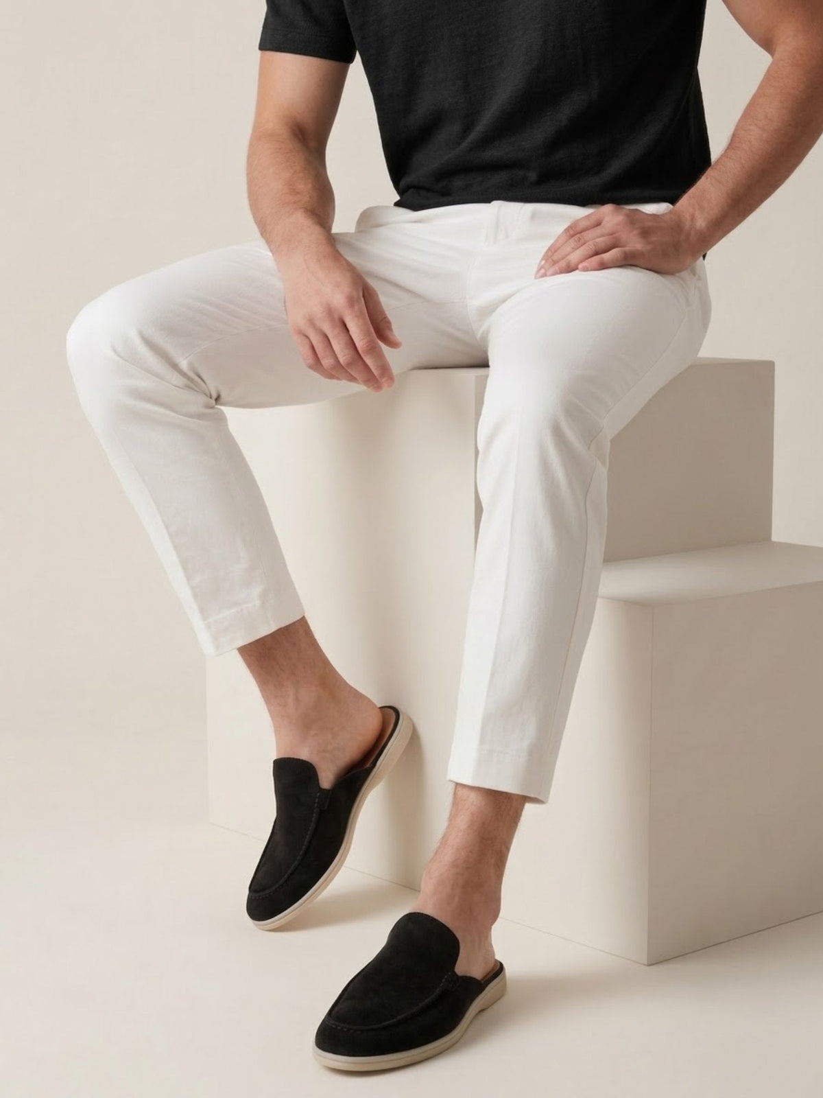 Mules informales de hombre sin talón con detalle de costuras